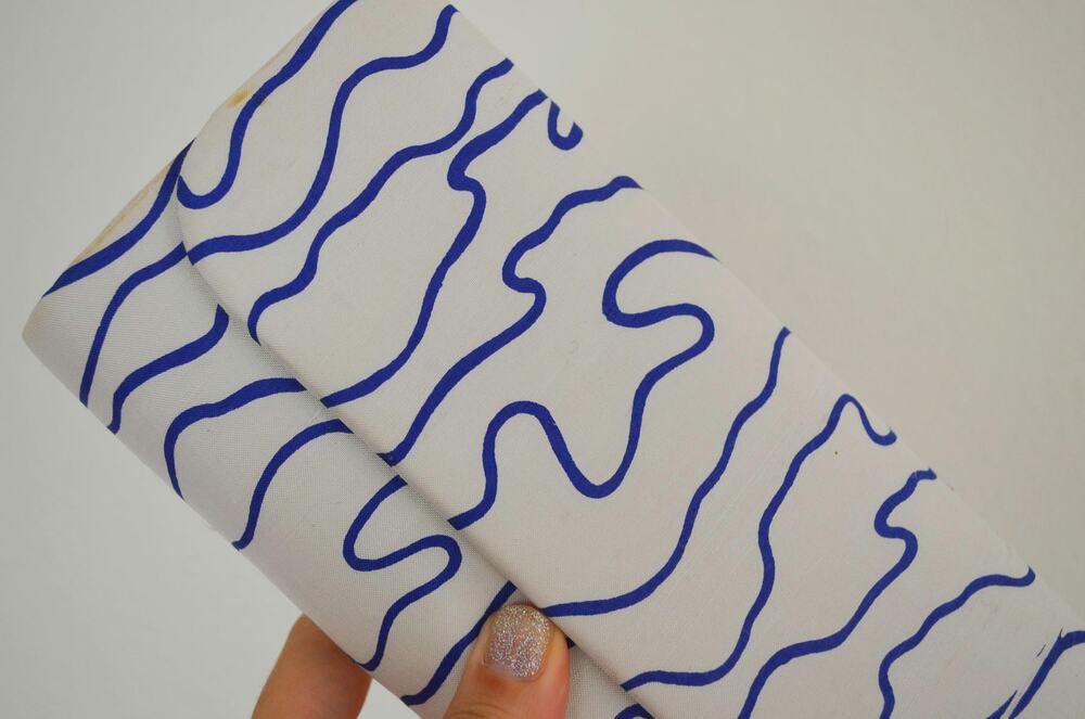 Vintage Novelty Print Squiggle Clutch